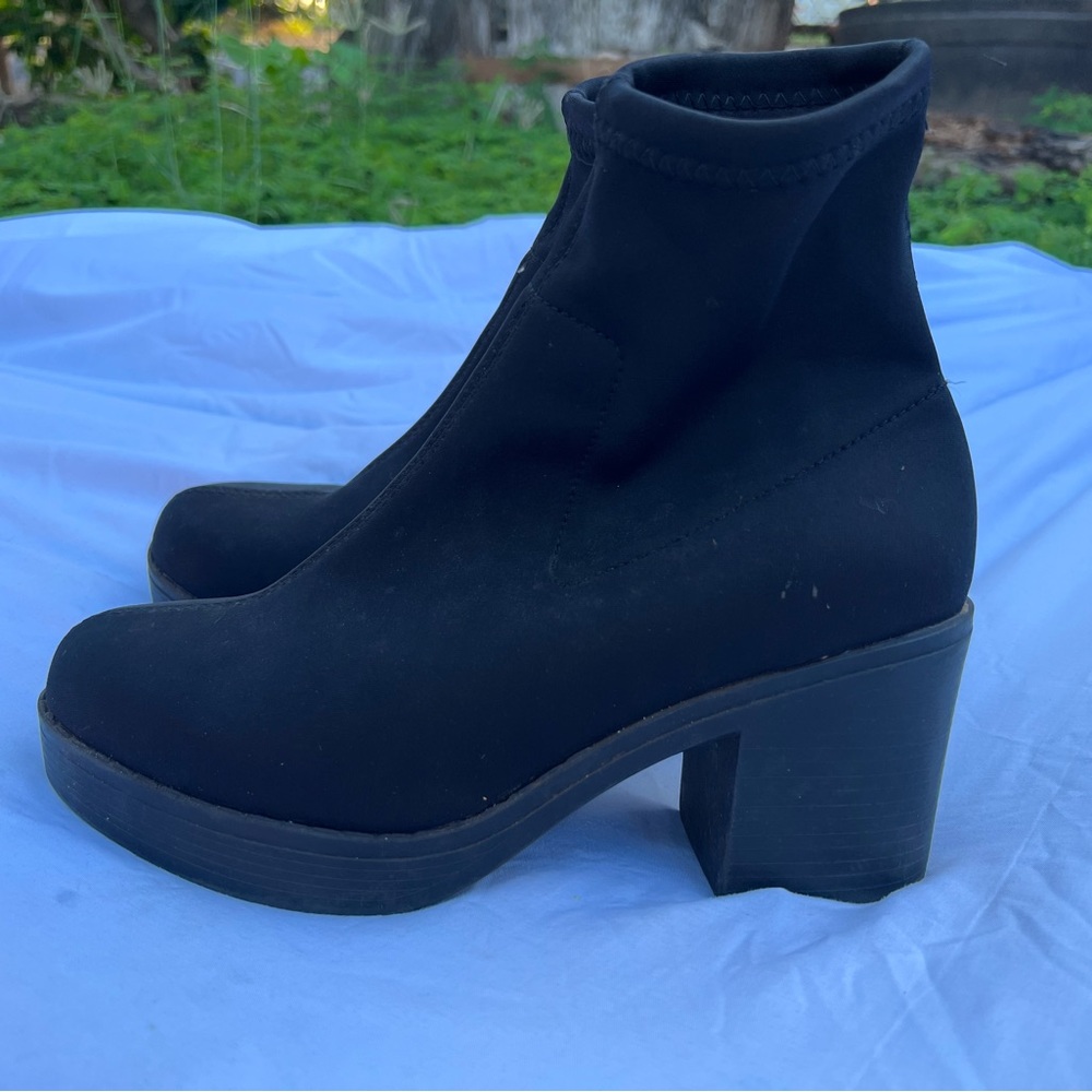 Chunky black boots
